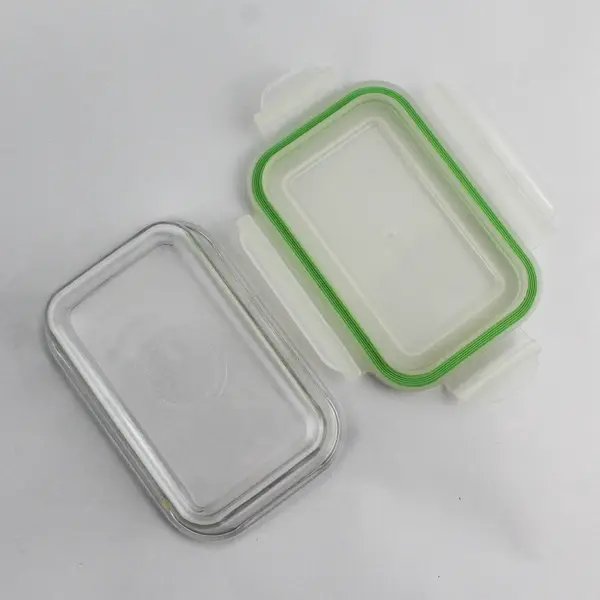 Snapware Glasslock Small Rectangular Food Storage Container 6" x 4" x 2.5"