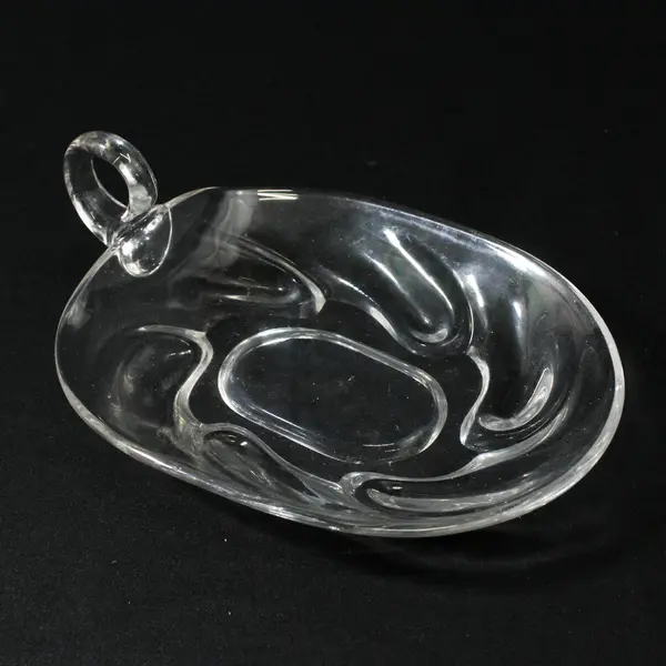 Unbranded Leaf Shaped Clear Glass Small Candy Dish/Trinket Tray 7.25" Long