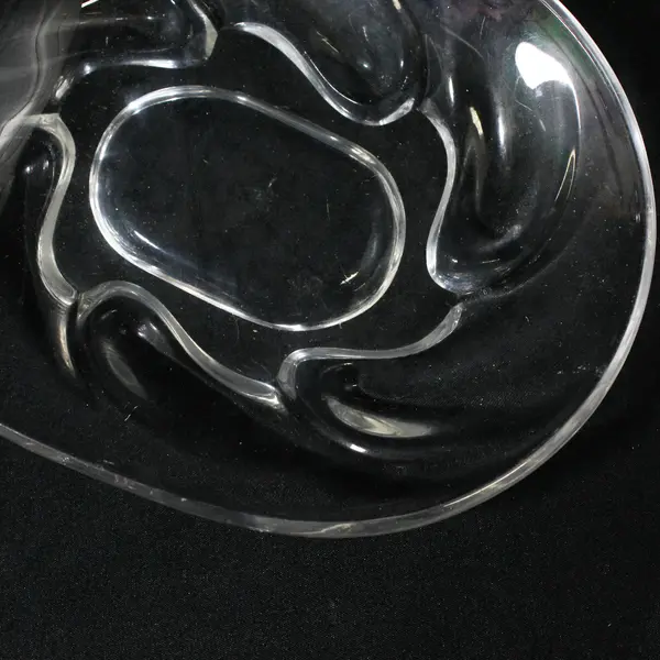 Unbranded Leaf Shaped Clear Glass Small Candy Dish/Trinket Tray 7.25" Long