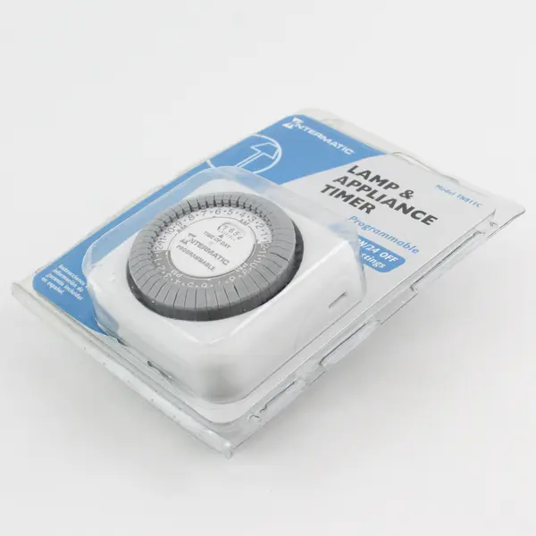Intermatic Programmable Indoor Lamp & Appliance Timer Model TN811C New