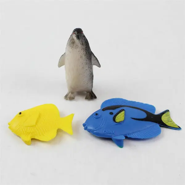 Lot of 16 Mixed Marine Sea Life Animals Various Types Creatures Plastic Figures 