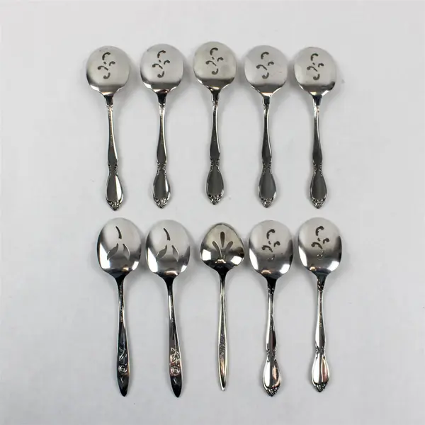 Lot of 10 Assorted Stainless Steel Slotted Sugar Spoons Event Flatware