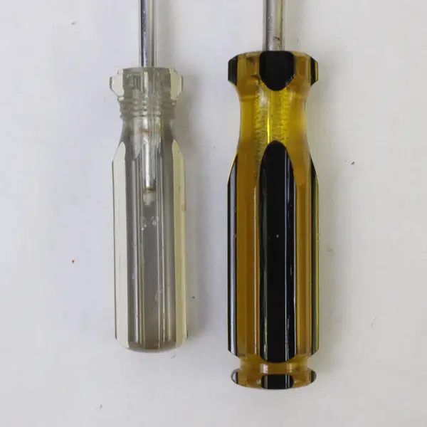 Lot of 2 Phillips Screwdrivers 7.5in Used Hand Tool 