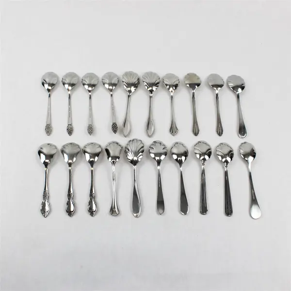 Lot of 20 Assorted Stainless Steel Scalloped Shell Sugar Spoons Event Flatware