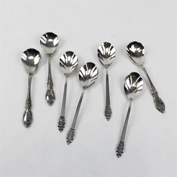 Lot of 20 Assorted Stainless Steel Scalloped Shell Sugar Spoons Event Flatware