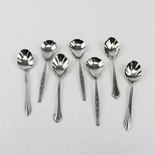 Mixed Lot of 20 Stainless Steel Scalloped Shell Sugar Spoons Event Flatware