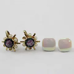 Lot of 2 Pairs Stud Earrings Black Rose Screwback & White Iridescent Flaw