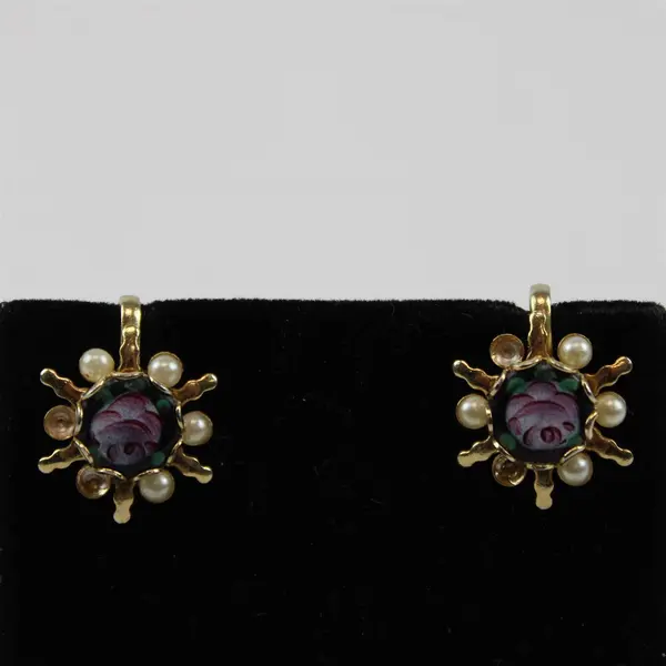 Lot of 2 Pairs Stud Earrings Black Rose Screwback & White Iridescent Flaw