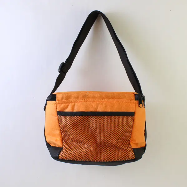 Bayer Contour Insulated Lunch Bag Adjustable Strap, Orange