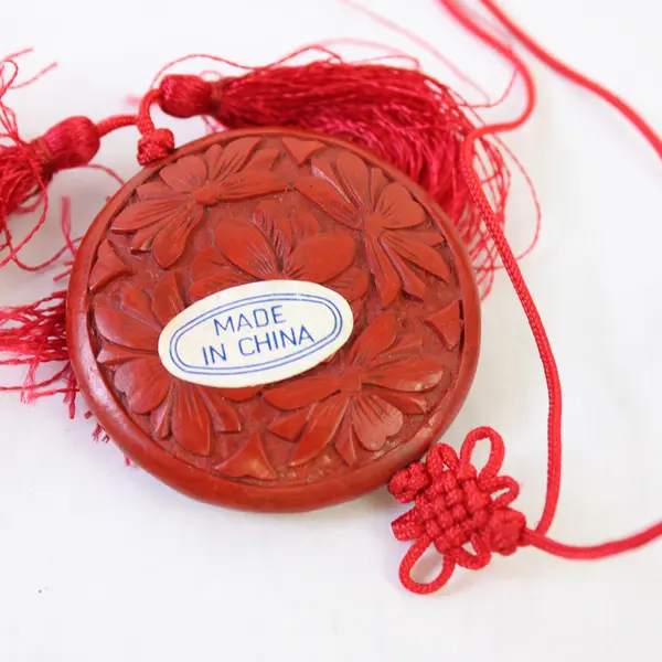 Vintage Chinese Carved Cinnabar Lacquer Medallion Pendant Necklace 18"