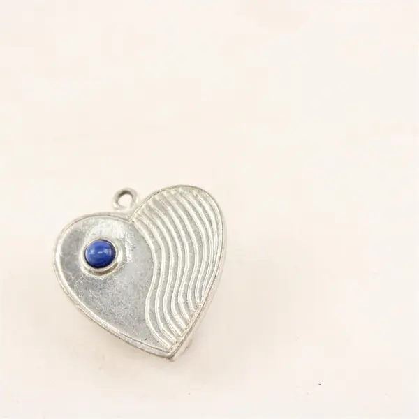 Silver-Tone Spade Upside Down Heart-Shaped Clip-On Earrings Blue Cabochon Stones