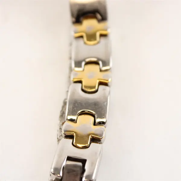 Relic Watches Women's Two-Tone Metal Wristwatch Working