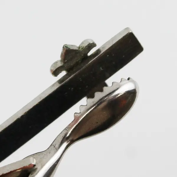 Vintage Fleur De Lis Silver Tone Tie Bar Clip