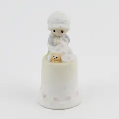 1984 Sam Butcher Enesco Precious Moments Love Covers All Thimble