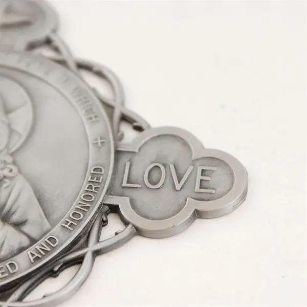 Lightweight Tin Sacred Jesus Wall Hanging w/ Inspirational Words, 4.12"x4.6" 
