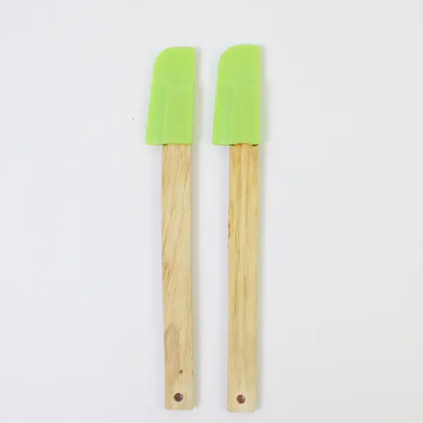 Lot of 5 Kitchen Utensils Melamine Salad Server 3 Spatulas Condiment Brush