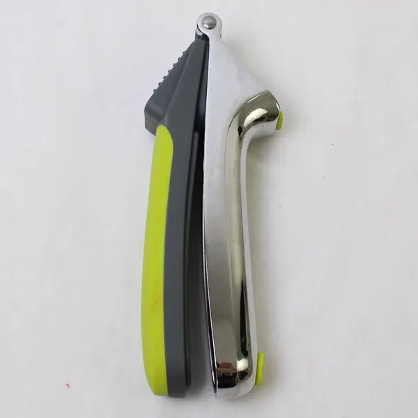 Core Kitchen Light Green Garlic Press Compact