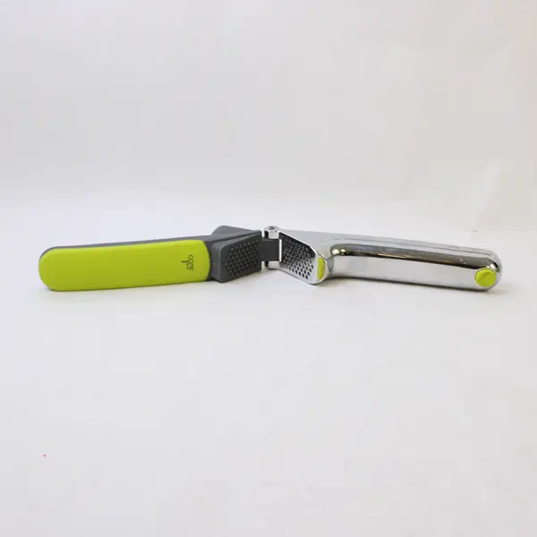 Core Kitchen Light Green Garlic Press Compact