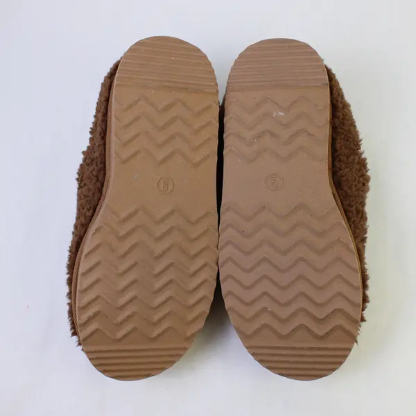 Auden Women's Size 9 Brown Mia Faux Shearling Clog Slippers 