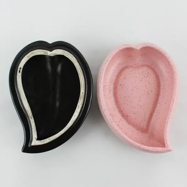 Vtg Leaf Shaped California Pottery Pink and Black Trinket Box W/ Applied Flowers