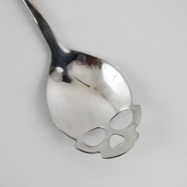 Unbranded SS Skull Sugar Spoon Cut-Out Heart Nose Round Eye Sockets 6" Rare Find