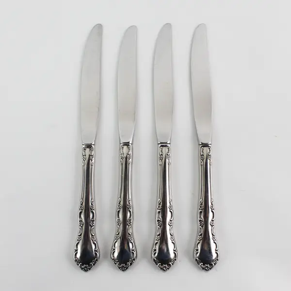 Lot of 4 Oneida Silver Mansion Hall Pattern Stainless Dinner Knives 9" Long Good