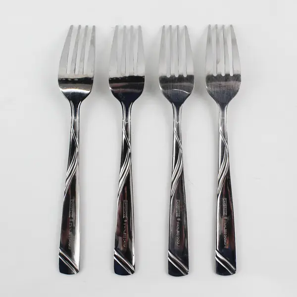 Lot of 4 Cambridge Silver Tabitha Sand Pattern SS Salad Forks 7" Rare Item Good