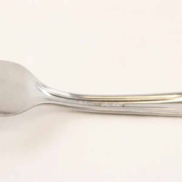 Oneida Silver Parade Pattern Stainless Steel Dinner Fork 7.25" Good