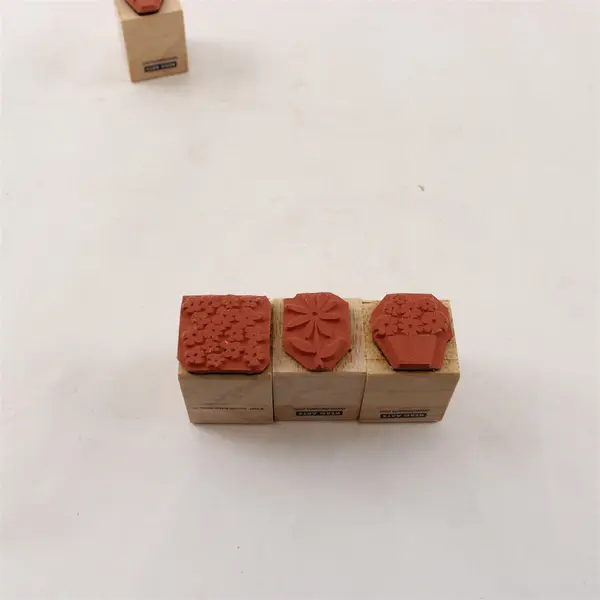 NEW Hero Arts Set 4 Delicate Posies & Pots Boxed Floral Rubber Stamps