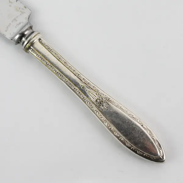 Set of 6 Associated Silver Yourex Silver Seal Lady Washington Dinner Knives