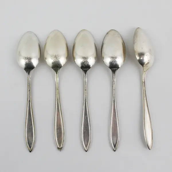 Set of 5 Associated Silver Yourex Silver Seal Lady Washington Teaspoons 