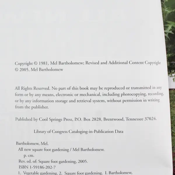 All New Square Foot Gardening Grow More In Less Space Mel Bartholomew 2006 PB