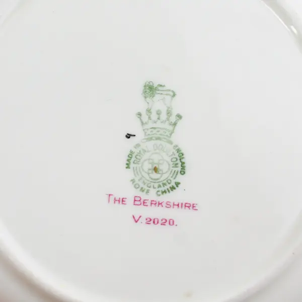  8 Vtg Royal Doulton Berkshire Bread Plates White Rust & Blue Flowers 1937-65