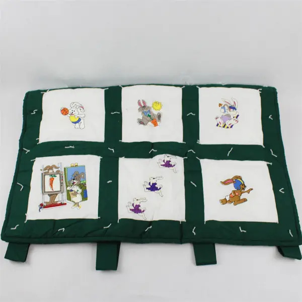 Handmade Green/White Bunny Embroidered Wall Hanging Quilt Decor 2003