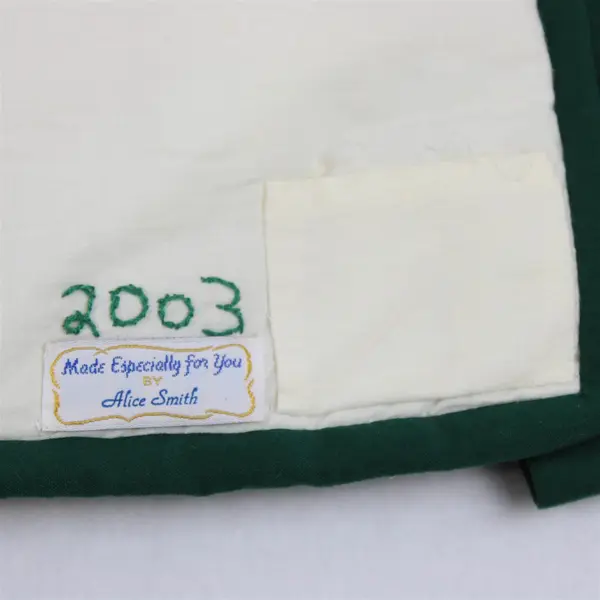 Handmade Green/White Bunny Embroidered Wall Hanging Quilt Decor 2003