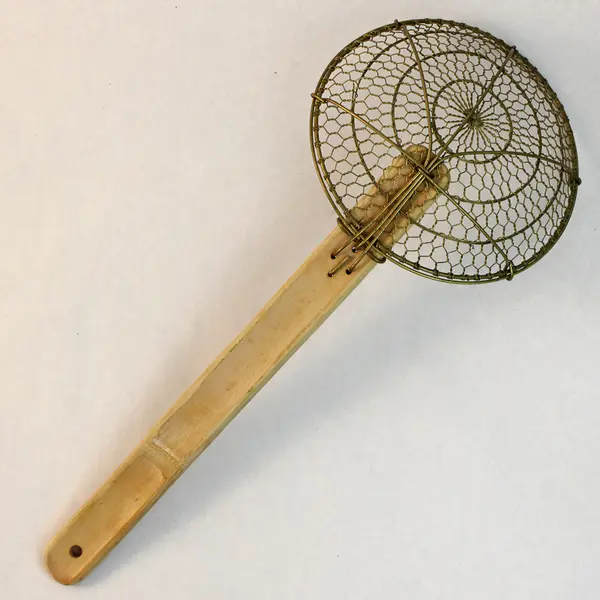 7" Round Brass Spider Strainer Bamboo Handle Used