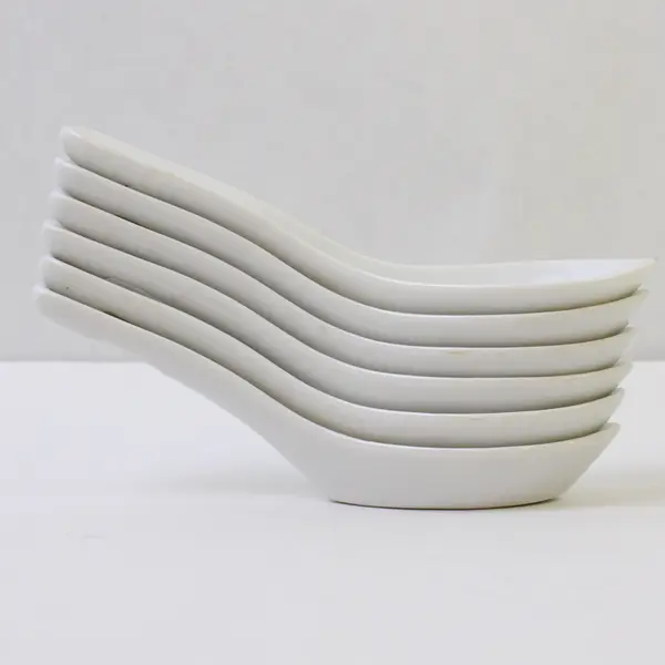 Lot of 6 Porcelain Asian Style Soup Spoons White 