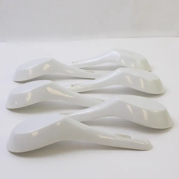 Lot of 6 Porcelain Asian Style Soup Spoons White 