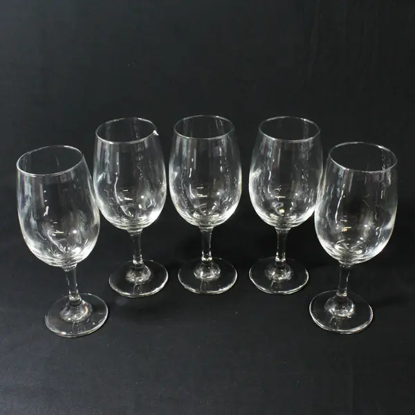 Lot of 5 Libbey Clear 7.75" Wine Glasses