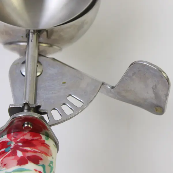 Pioneer Woman Heritage Pink Floral Ice Cream Scoop 9in Sturdy Handle