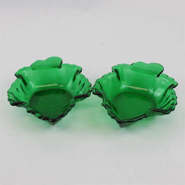 Set of 2 Vintage Anchor Hocking Fire-King Forest Green Maple Leaf Dishes