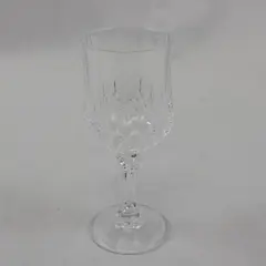 Cristal d'Arques Longchamp Diamond-Cut Crystal Wine Glass 6.5 in