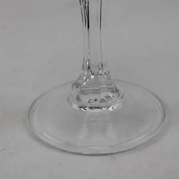 Cristal d'Arques Longchamp Diamond-Cut Crystal Wine Glass 6.5 in