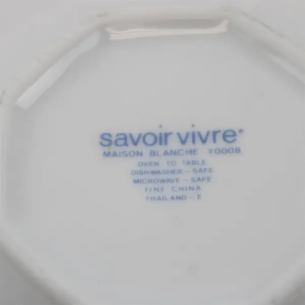 Savoir Vivre Maison Blanche Y0008 White Fruit Dessert Bowl Collectible