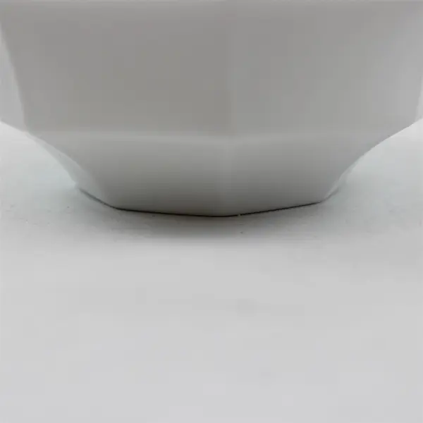 Savoir Vivre Maison Blanche Y0008 White Fruit Dessert Bowl Collectible