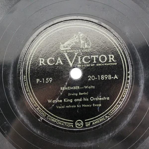 Wayne King & His Orchestra  Remember/A Pretty Girl Is Like A Melody