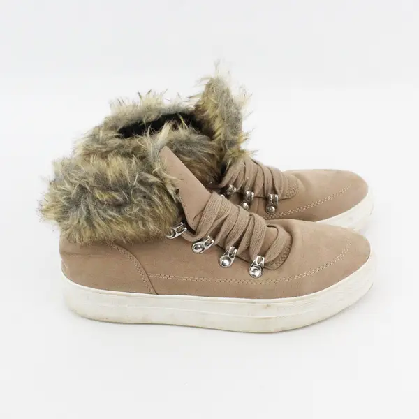 Soda Beige Faux Fur Fashion High Top Lace Up Sneaker Bootie Shoes Women's Size 8