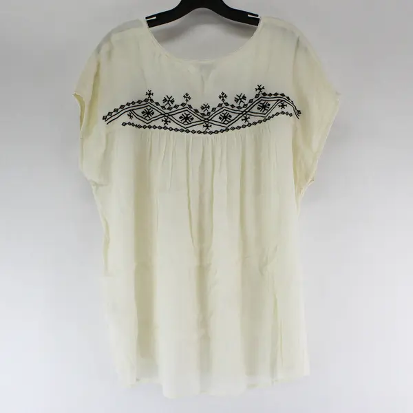 Lucky Brand White W/ Black Embroidery Short Sleeve Blouse 100% Rayon Women's XL