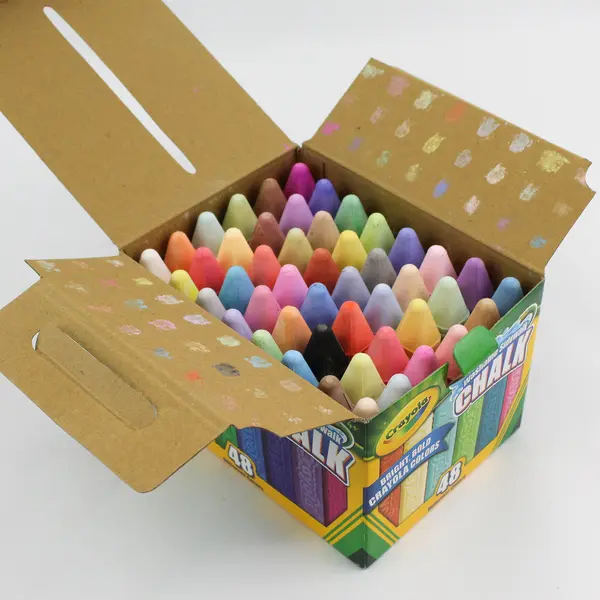 48 Piece Crayola Washable Sidewalk Chalk in Assorted Colors 51-2048 NEW