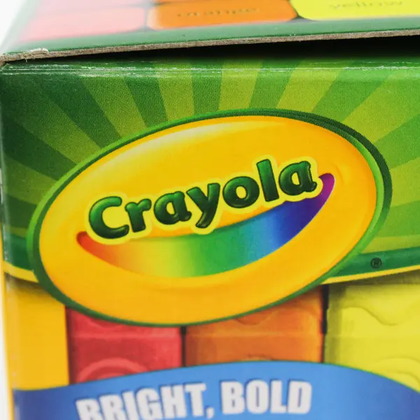 48 Piece Crayola Washable Sidewalk Chalk in Assorted Colors 51-2048 NEW